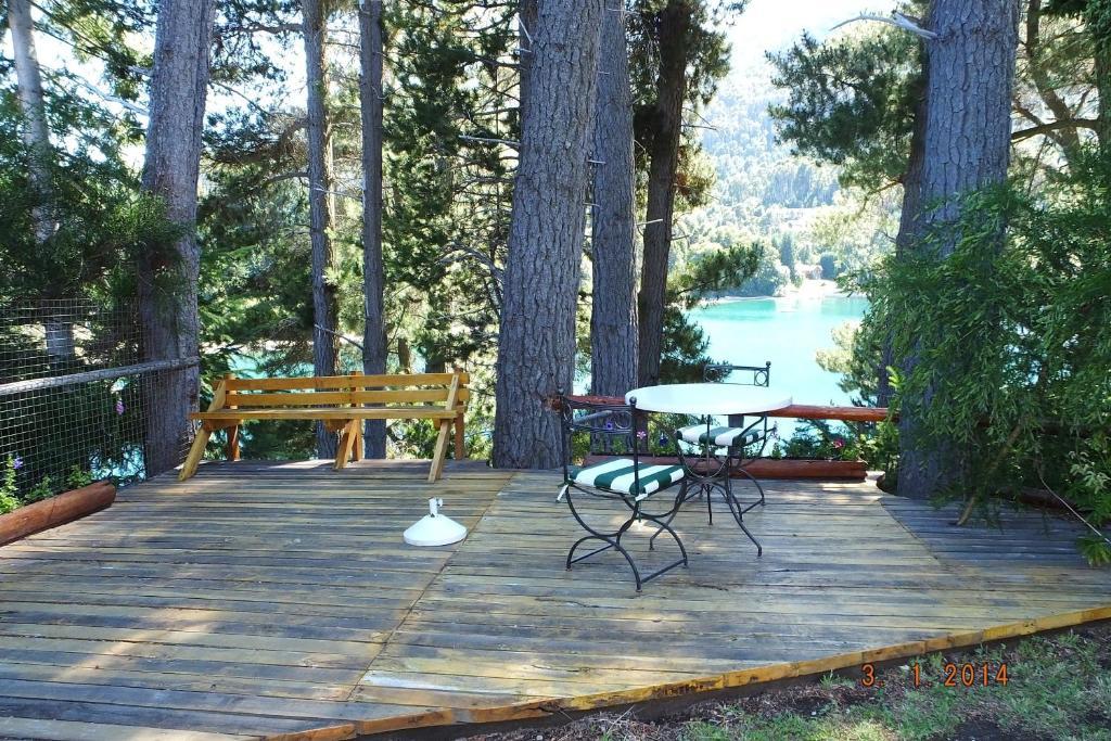 Cabanas Le Pommier Hotel Вила ла Ангостура Екстериор снимка
